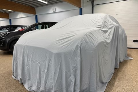 Ford Explorer Select Extended Range  